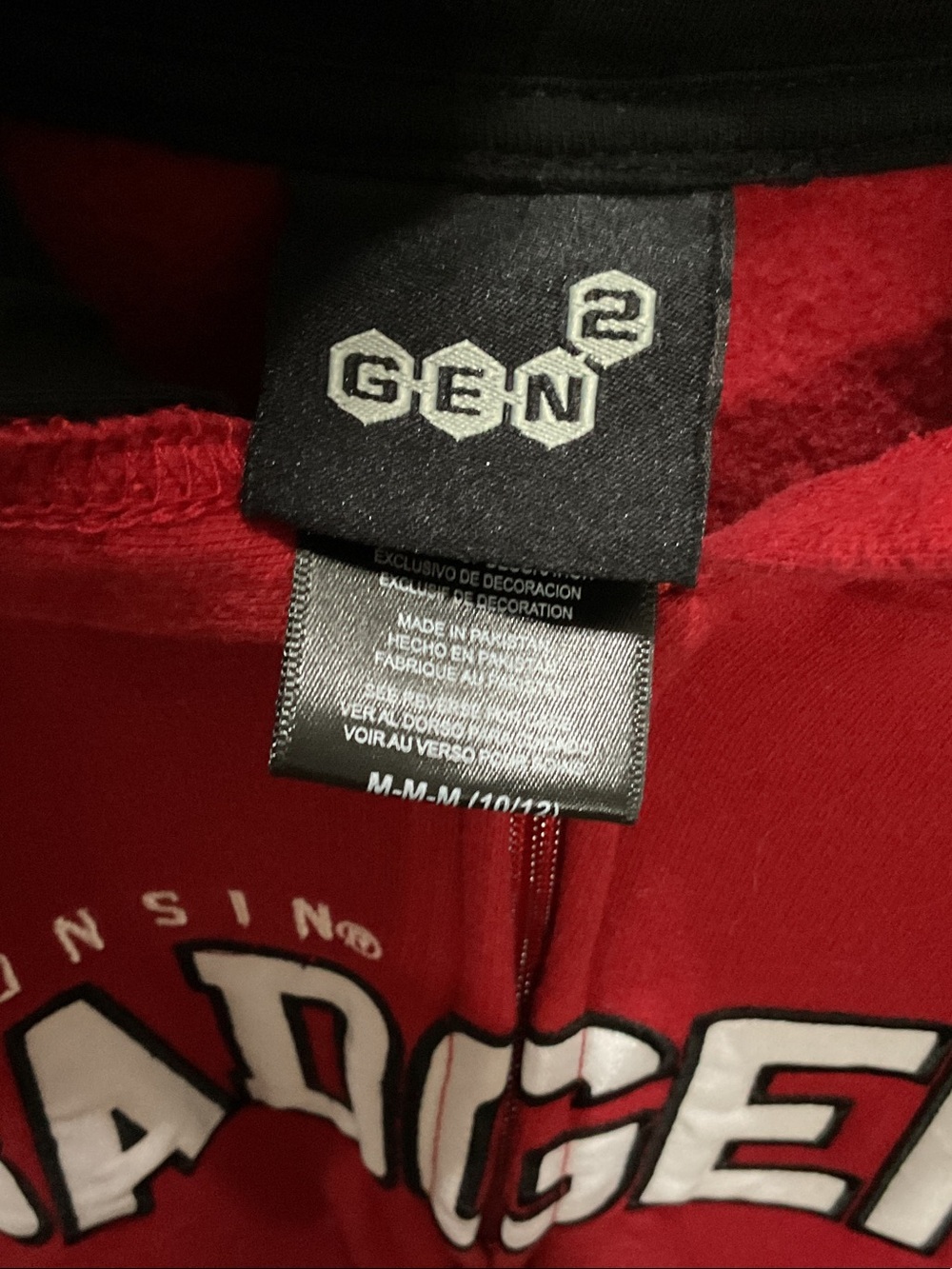 Wisconsin Badgers Red Kids Zip Hoodie with W Logo - Picture 2 of 3